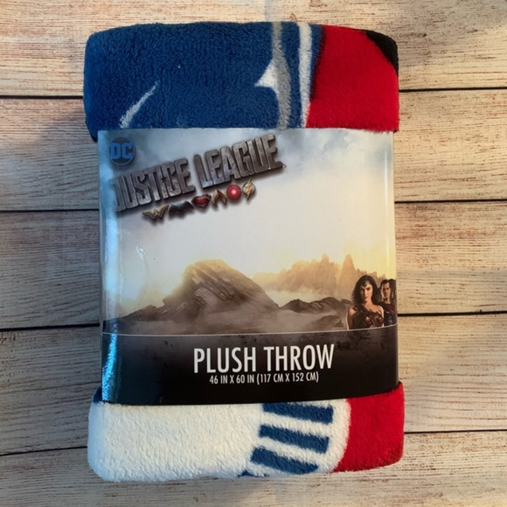 DC Comics Justice League Plush Throw 46" x 60" NEW